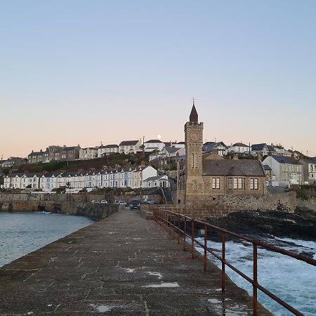 Sun Trap Apartment Porthleven Luaran gambar