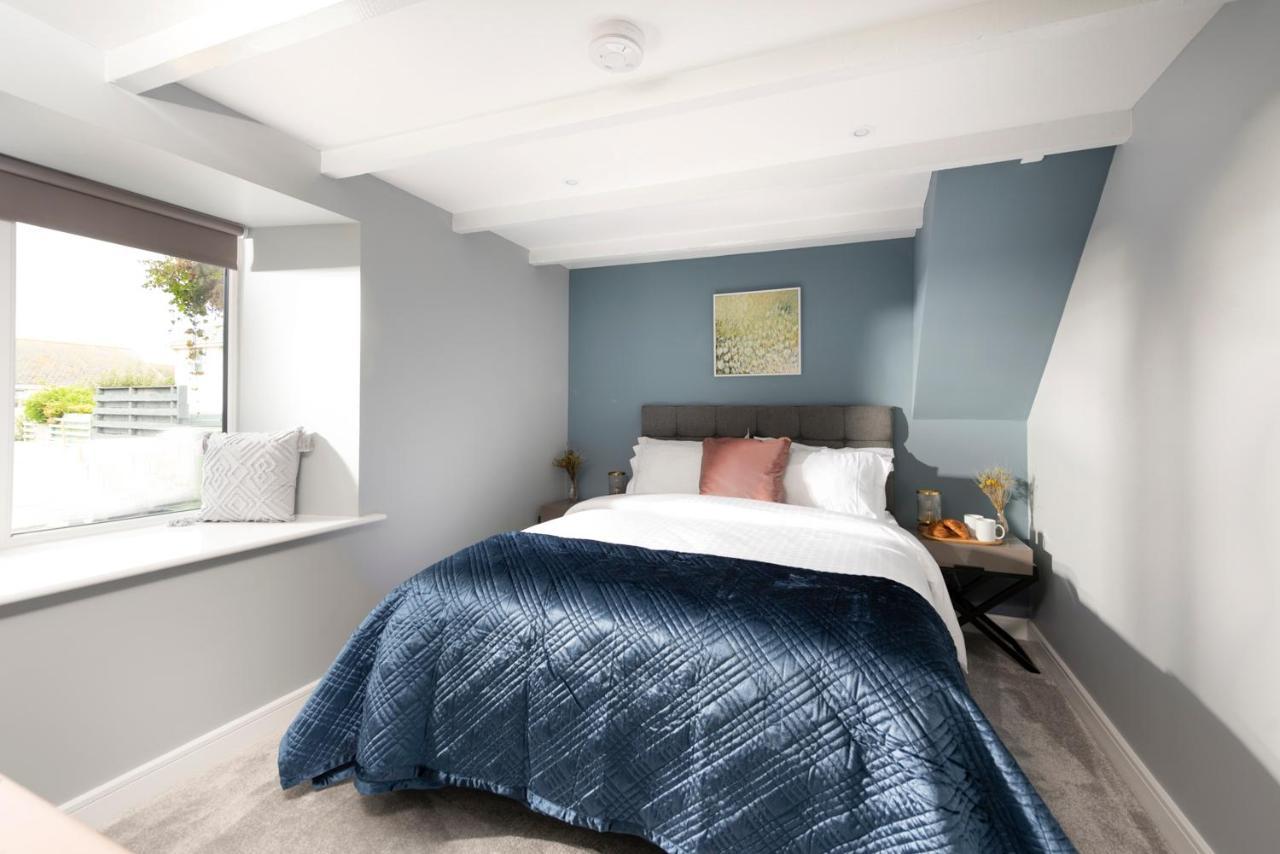 Sun Trap Apartment Porthleven Luaran gambar