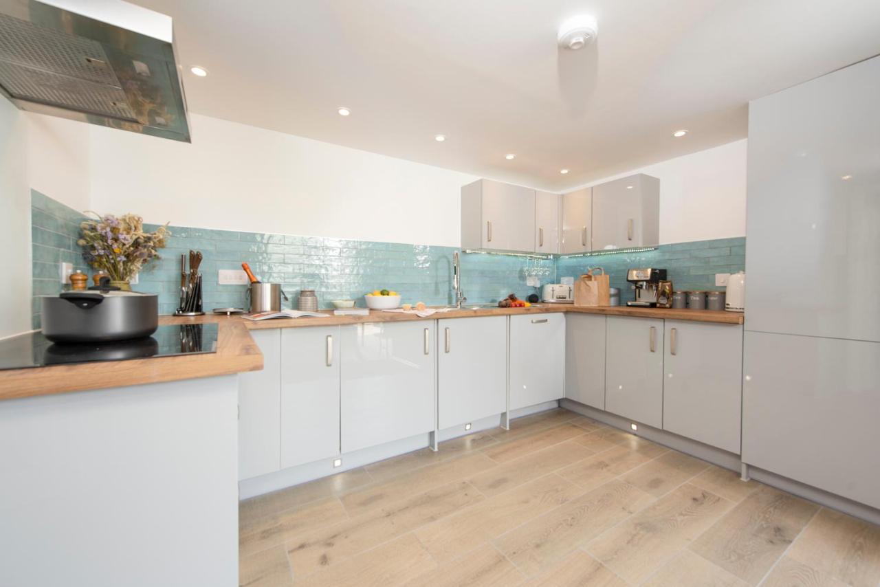 Sun Trap Apartment Porthleven Luaran gambar