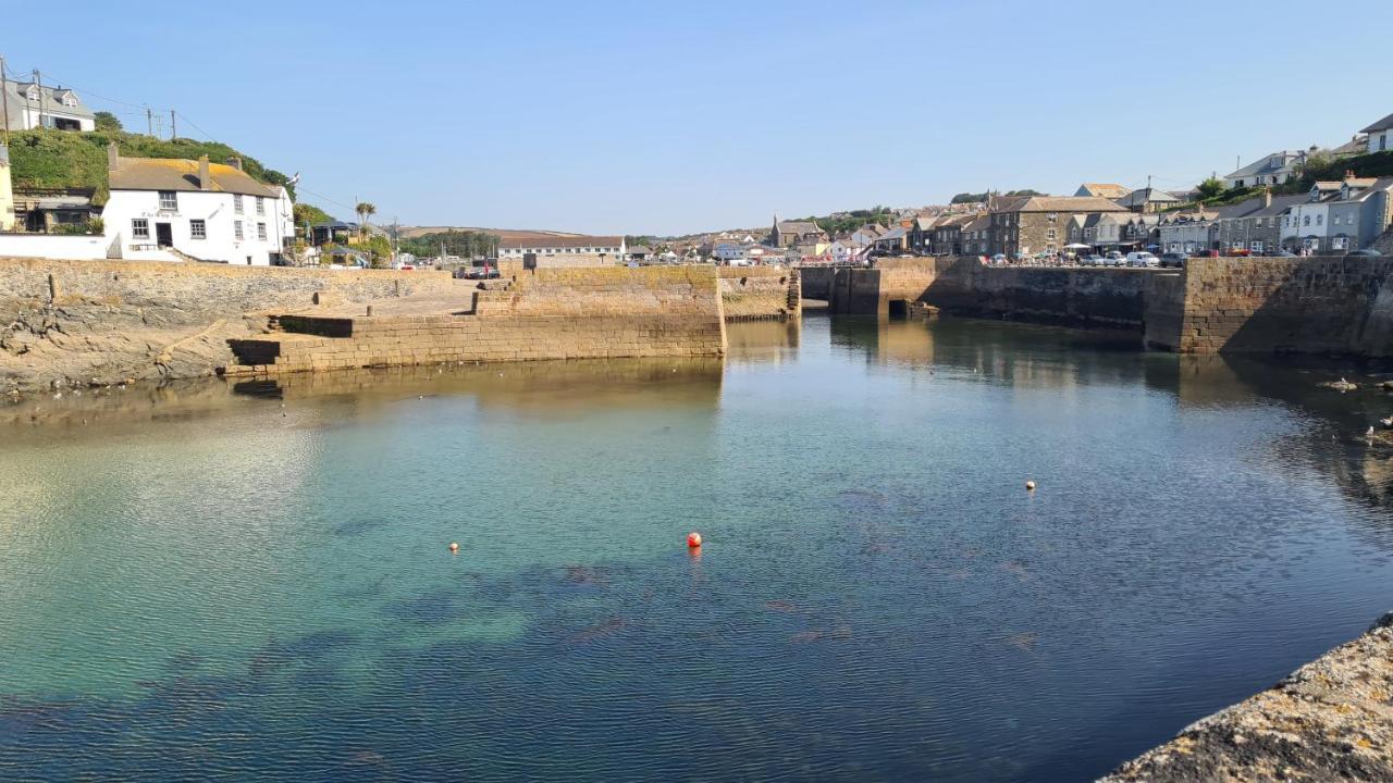 Sun Trap Apartment Porthleven Luaran gambar